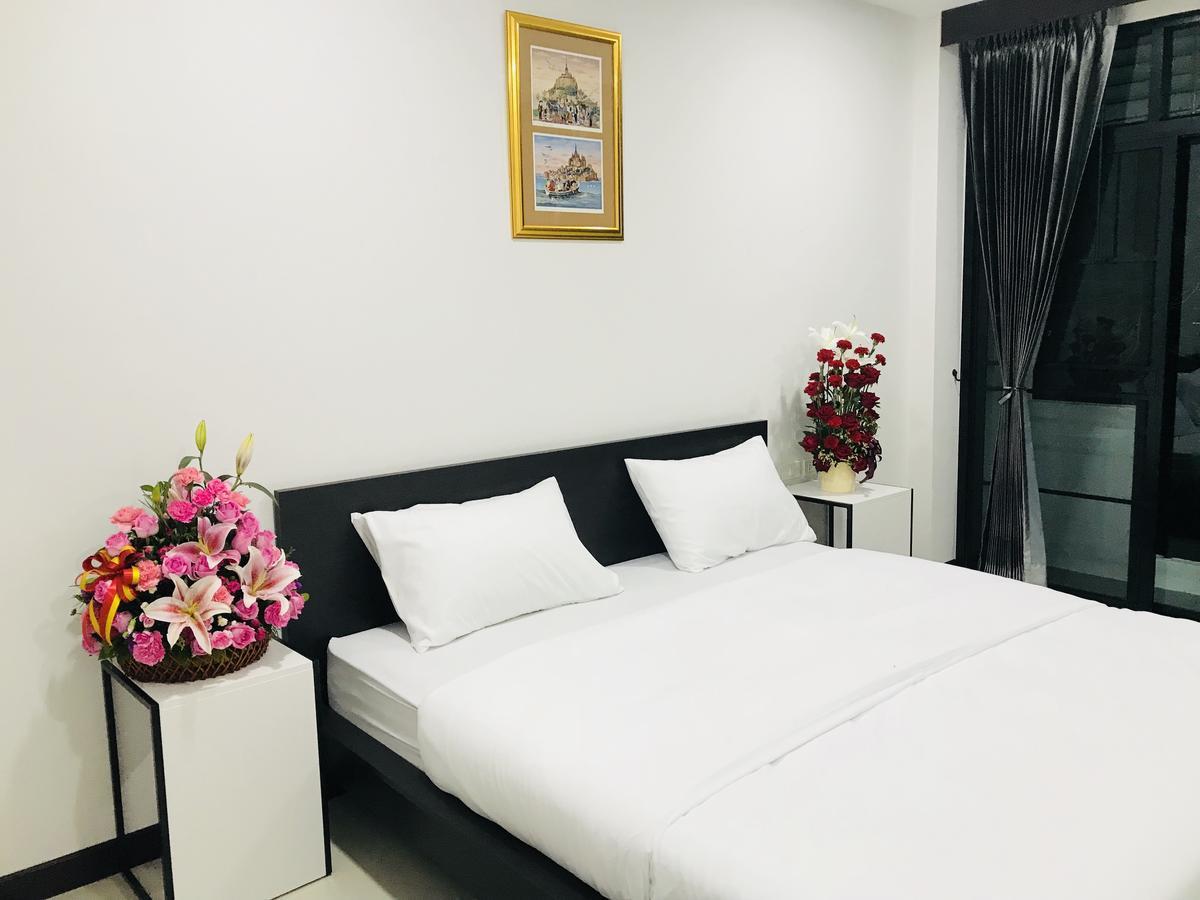 Jarat Mansion Hotel สุรินทร์ ภายนอก รูปภาพ