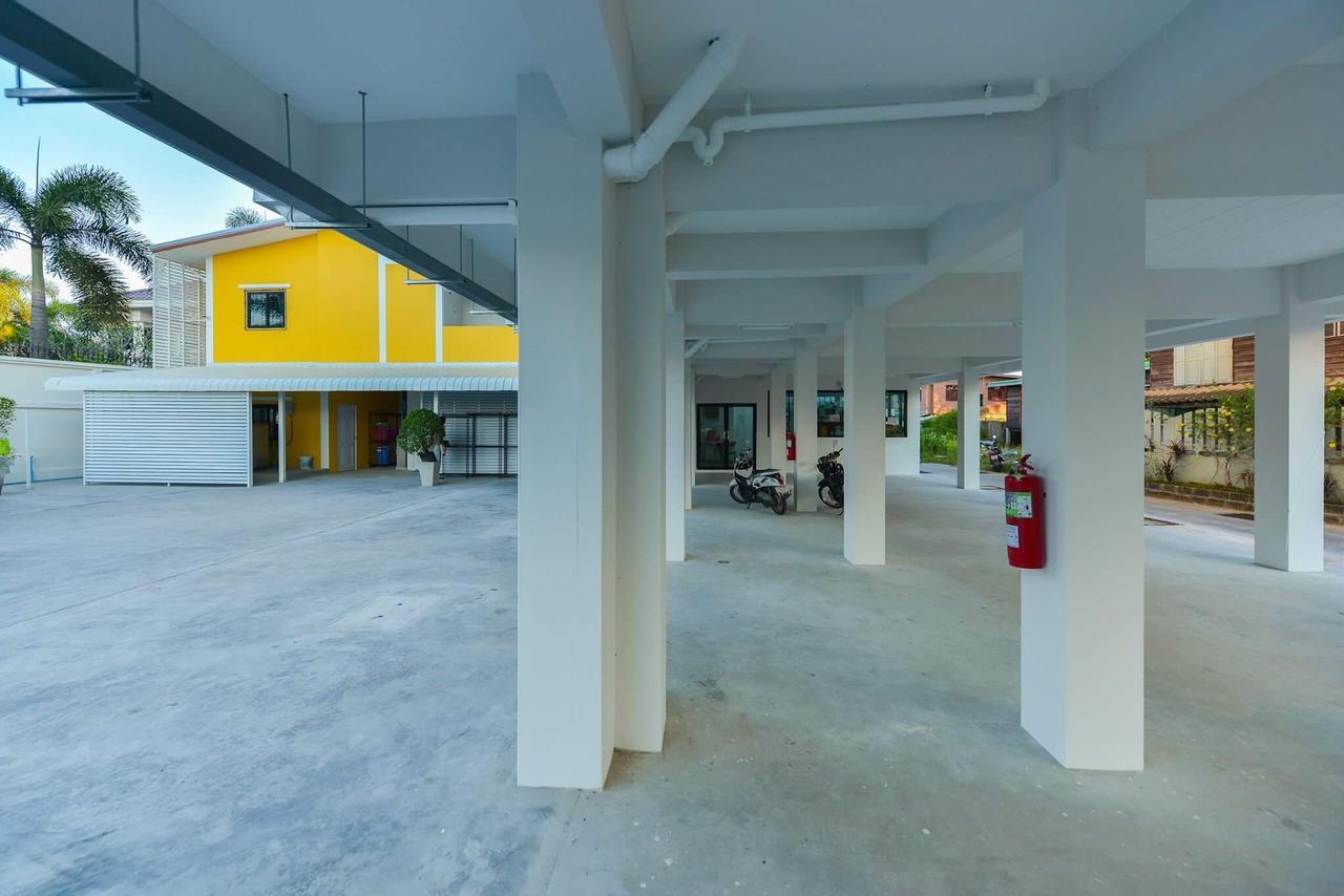 Jarat Mansion Hotel สุรินทร์ ภายนอก รูปภาพ