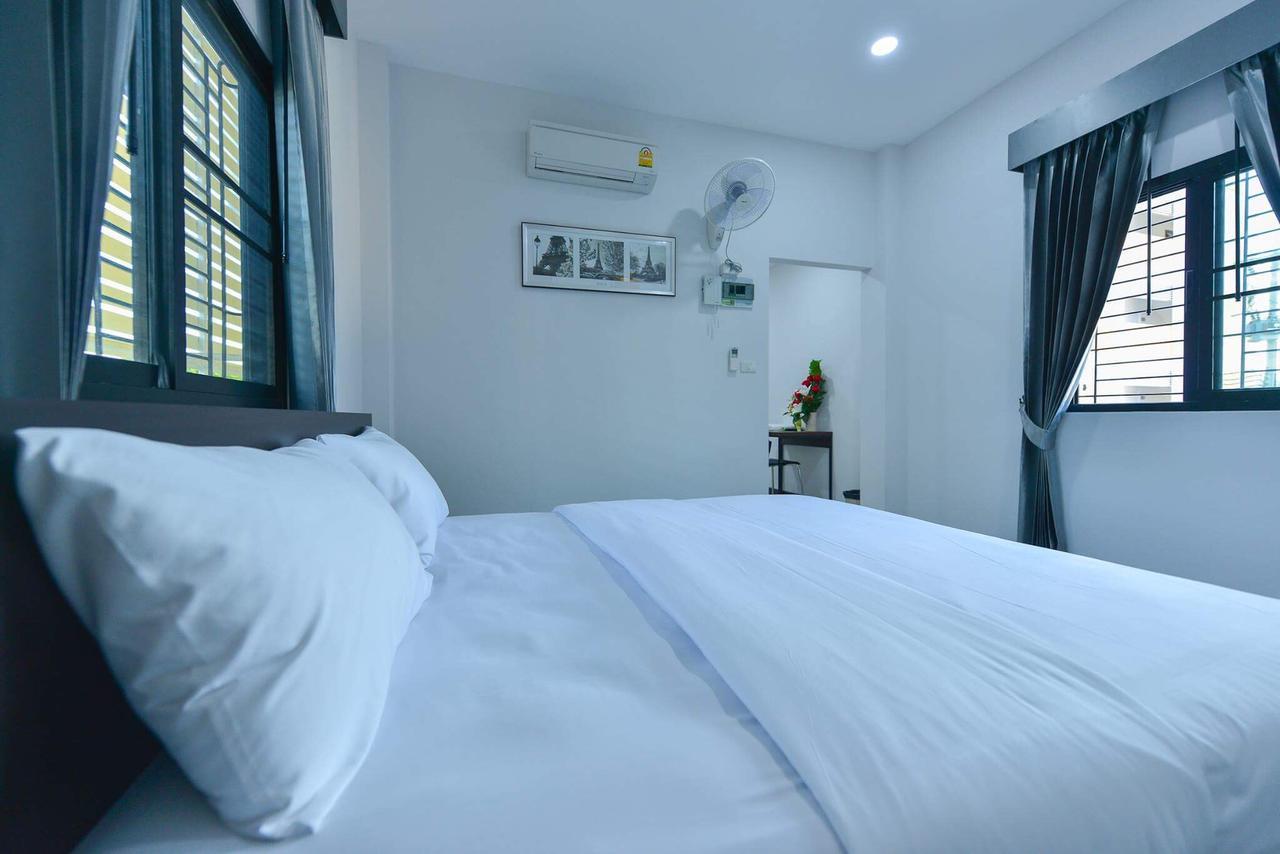 Jarat Mansion Hotel สุรินทร์ ภายนอก รูปภาพ