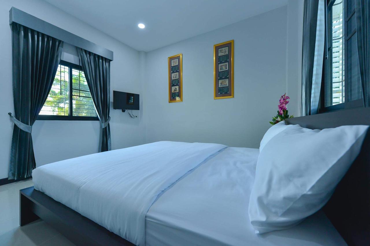 Jarat Mansion Hotel สุรินทร์ ภายนอก รูปภาพ